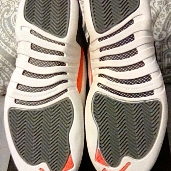 Jordan 12 Retro Kids - Picture 5 of 5